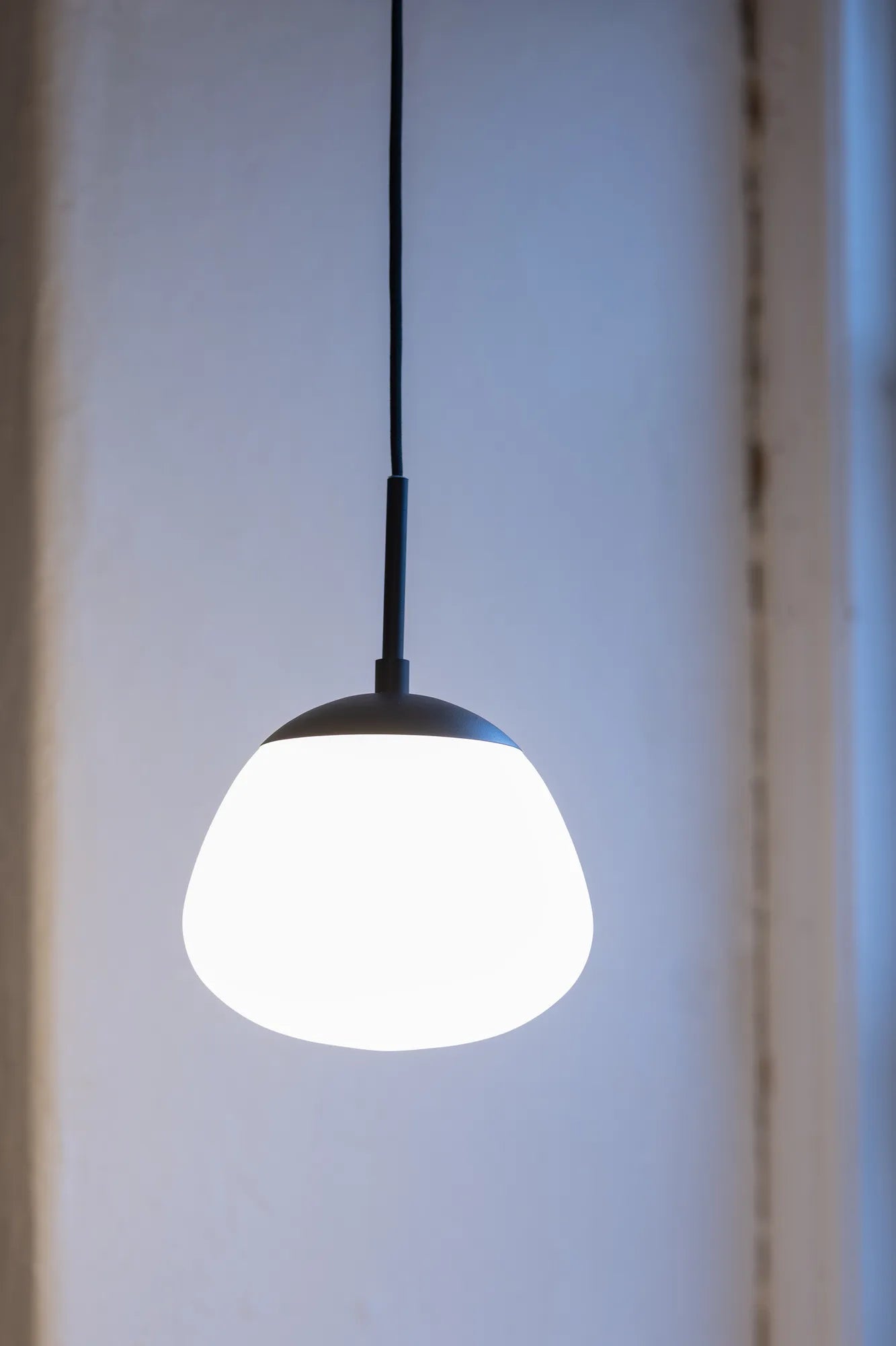 Rise svart fönsterlampa skandinavisk design | Rise black window light | Rise schwarz Fensterleuchte skandinavisches Design