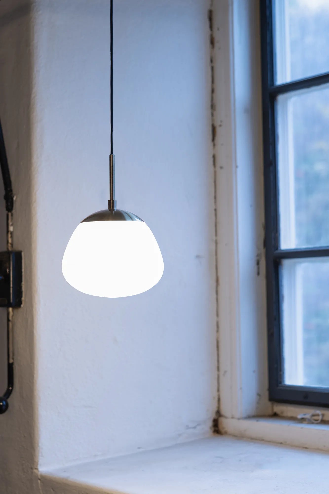 Rise mässing fönsterlampa belysning | Rise brass window light | Rise Messing Fensterleuchte