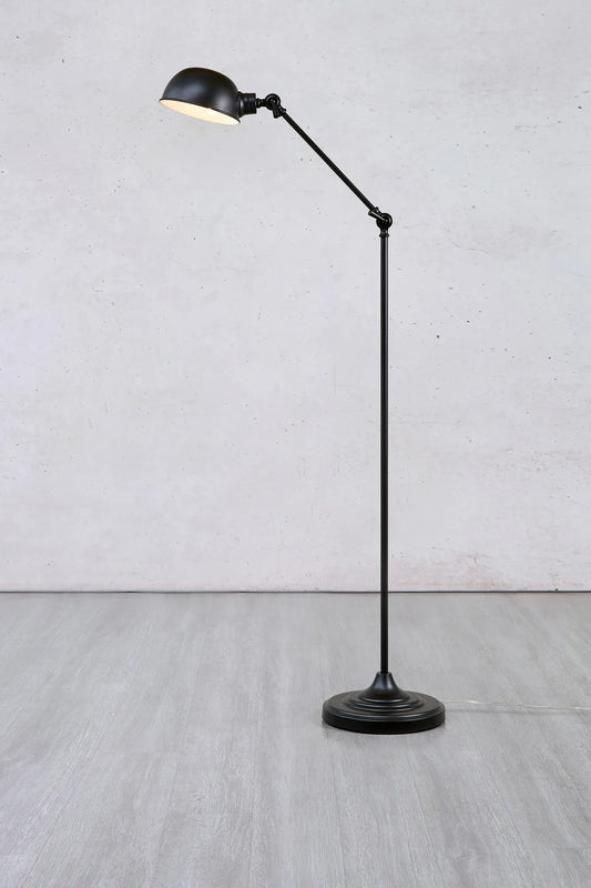 Portland svart golvlampa stilren belysning | Portland black floor | Portland schwarz Stehlampe minimalistische Beleuchtung