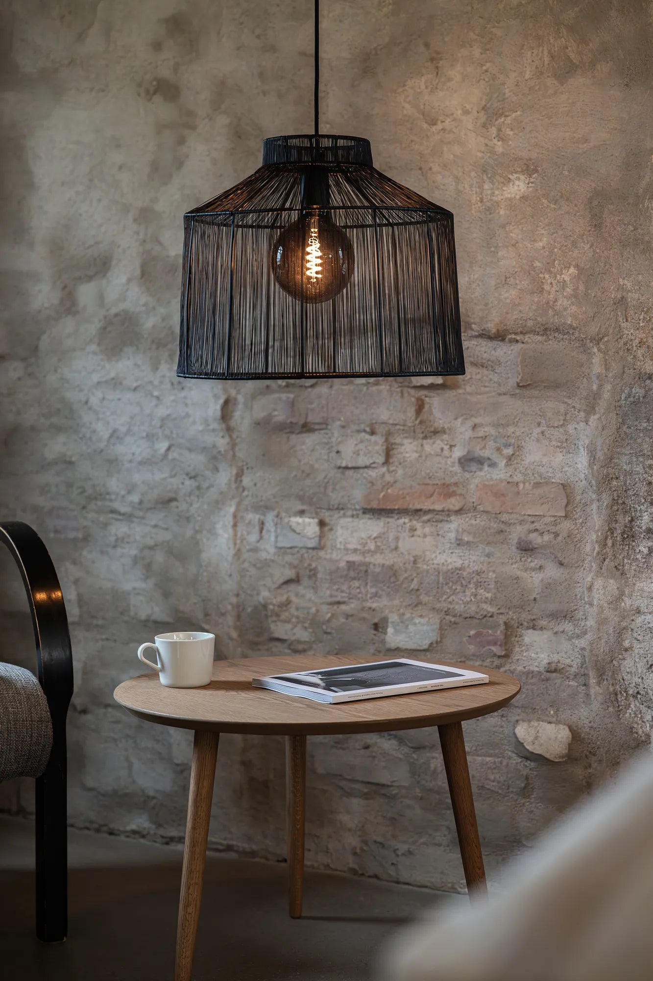 Capanna svart taklampa belysning | Capanna black pendant lamp | Capanna schwarz Pendelleuchte