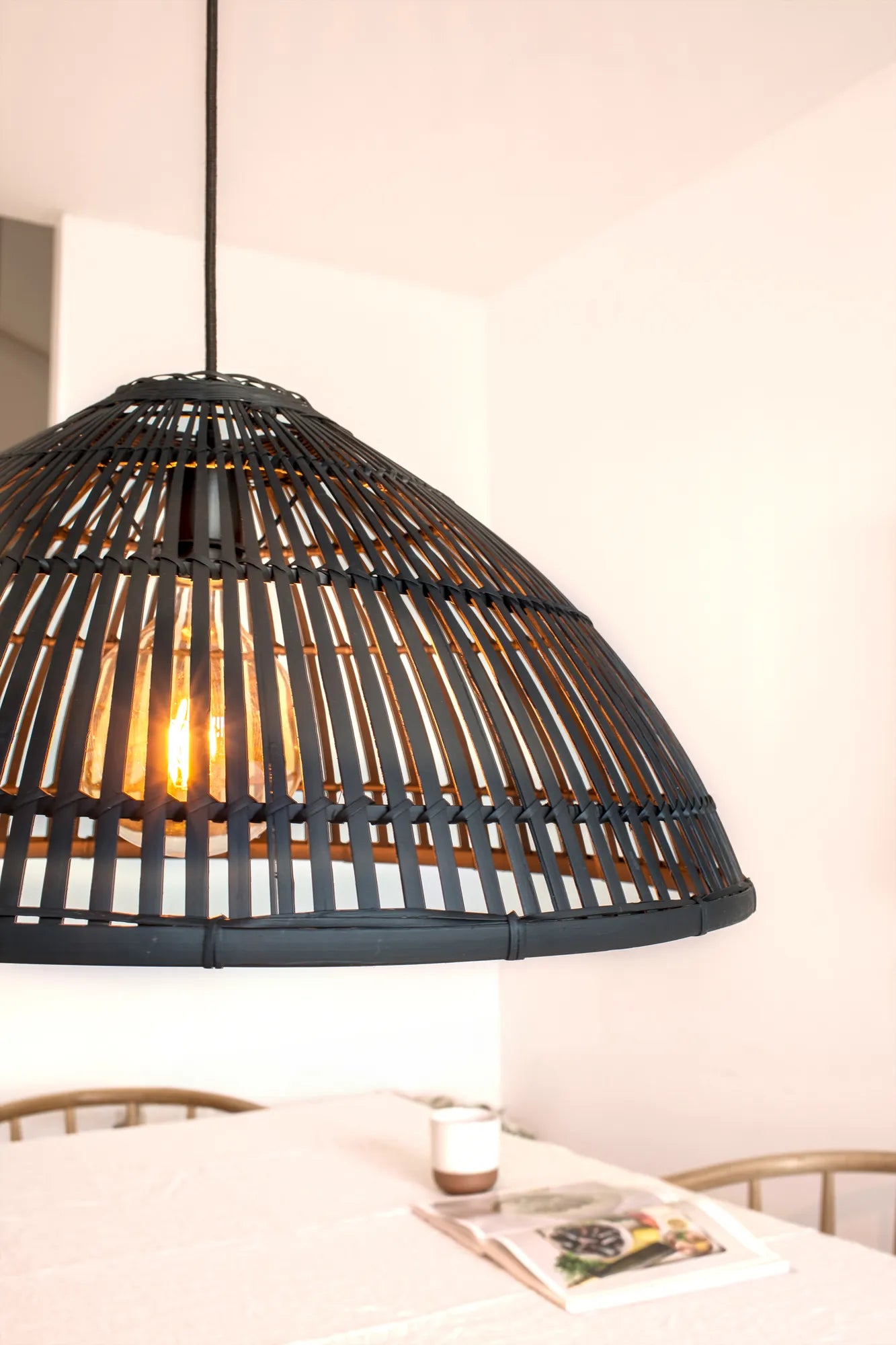 Capello svart taklampa skandinavisk design | Capello black pendant | Capello schwarz Pendelleuchte skandinavisches Design