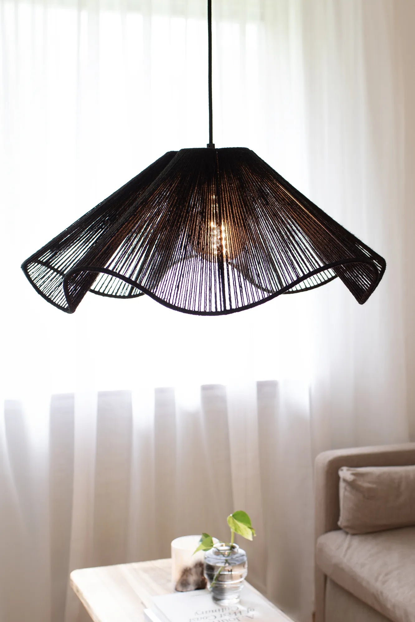 Nami svart taklampa belysning skandinavisk design | Nami black pendant | Nami schwarz Pendelleuchte skandinavisches Design