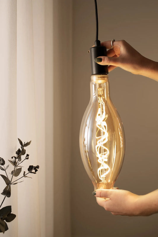 Mercury bärnsten ljuskälla skandinavisk design | Mercury amber light | Mercury Bernstein Lichtquelle skandinavisches Design