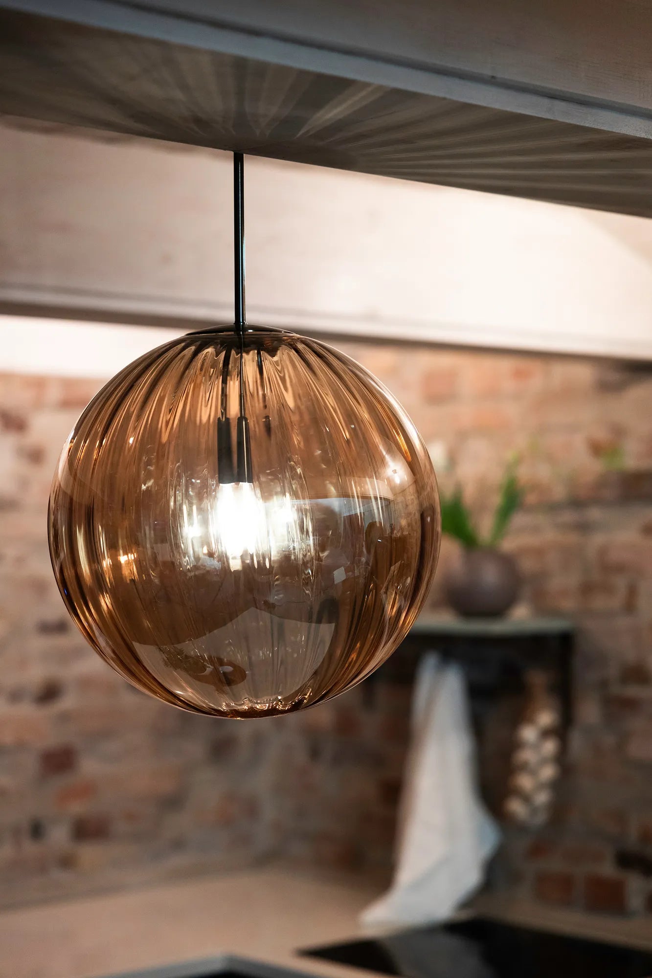 Fengari bärnsten taklampa skandinavisk design | Fengari amber | Fengari Bernstein Pendelleuchte skandinavisches Design