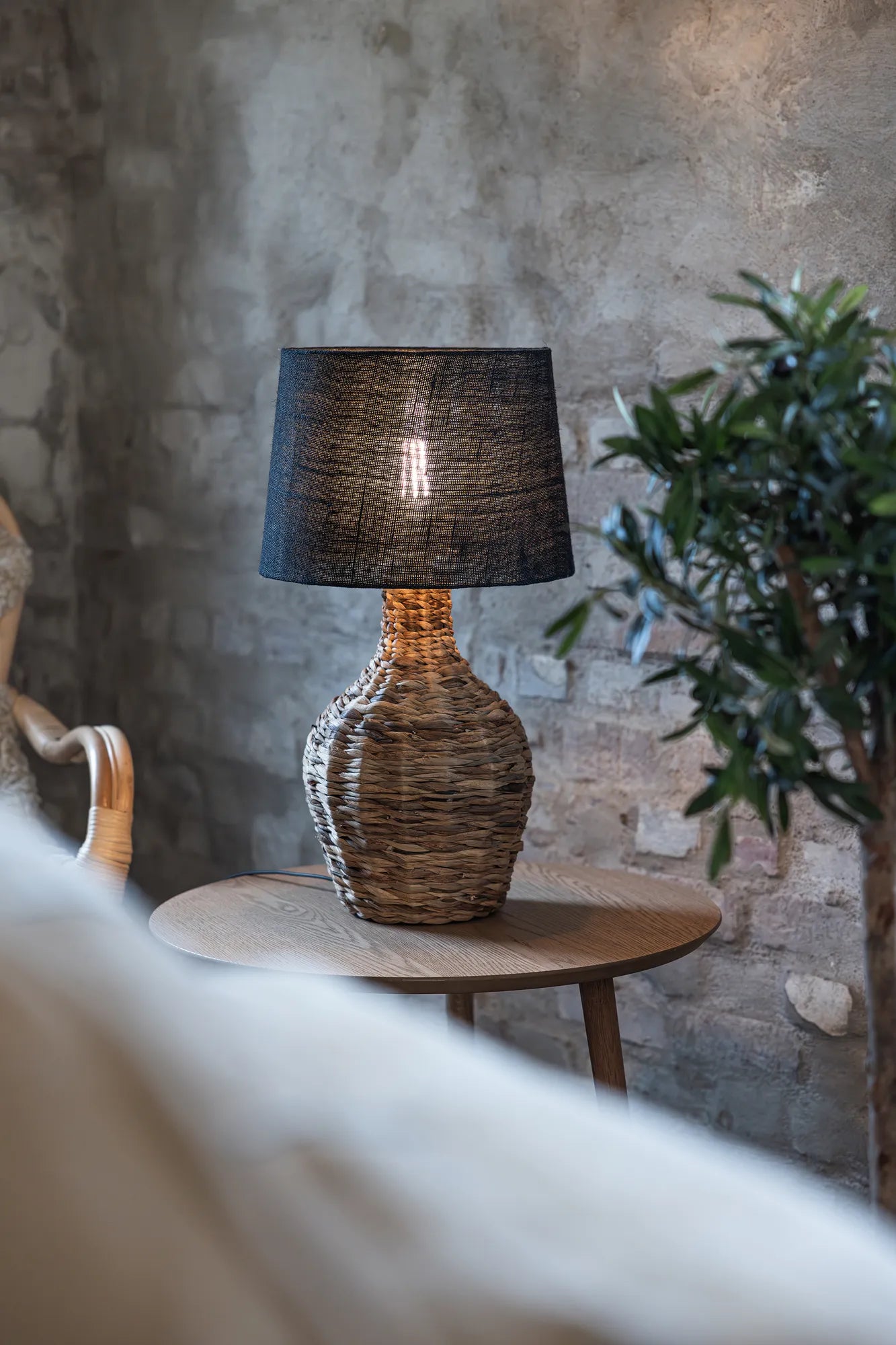 Paglia svart bordslampa skandinavisk design | Paglia black table lamp | Paglia schwarz Tischlampe skandinavisches Design