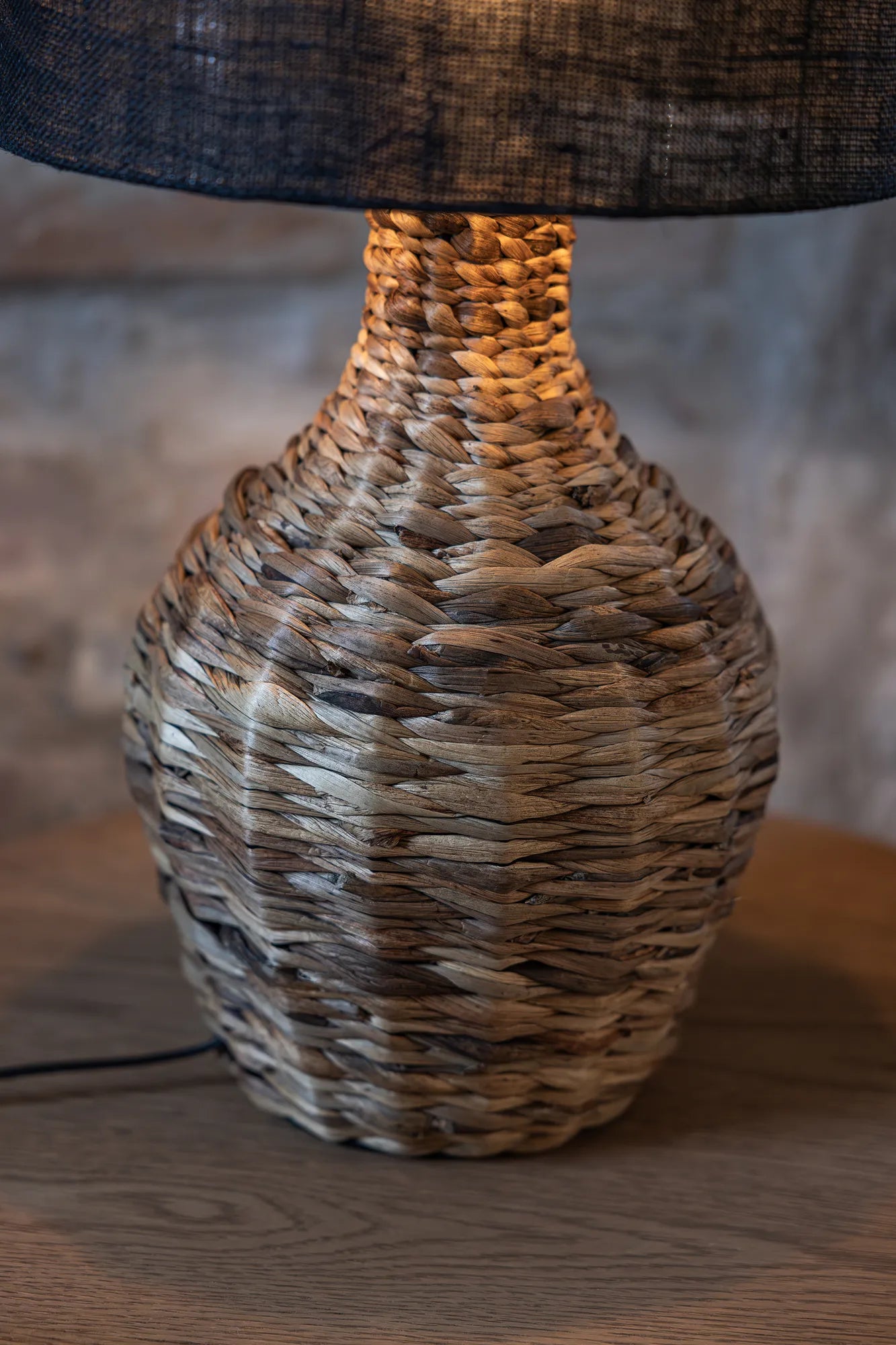 Paglia svart bordslampa stilren belysning | Paglia black table lamp | Paglia schwarz Tischlampe minimalistische Beleuchtung