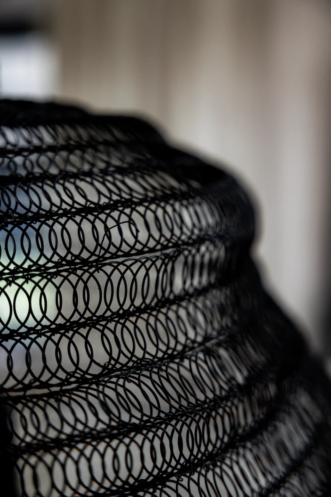 Tazza svart taklampa svensk design | Tazza black pendant lamp Swedish | Tazza schwarz Pendelleuchte schwedisches Design