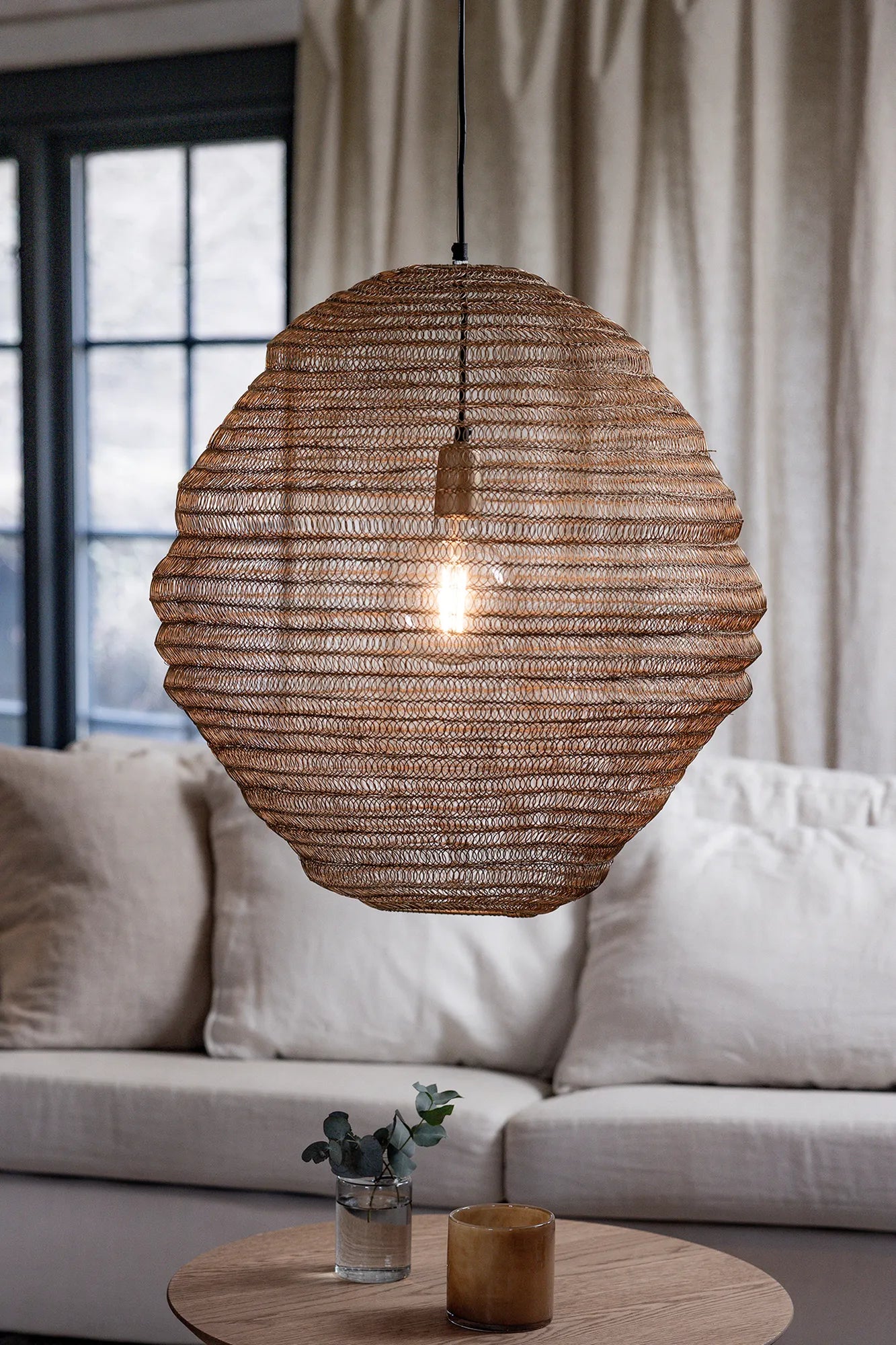 Tazza guld taklampa skandinavisk design | Tazza gold pendant lamp | Tazza Gold Pendelleuchte skandinavisches Design