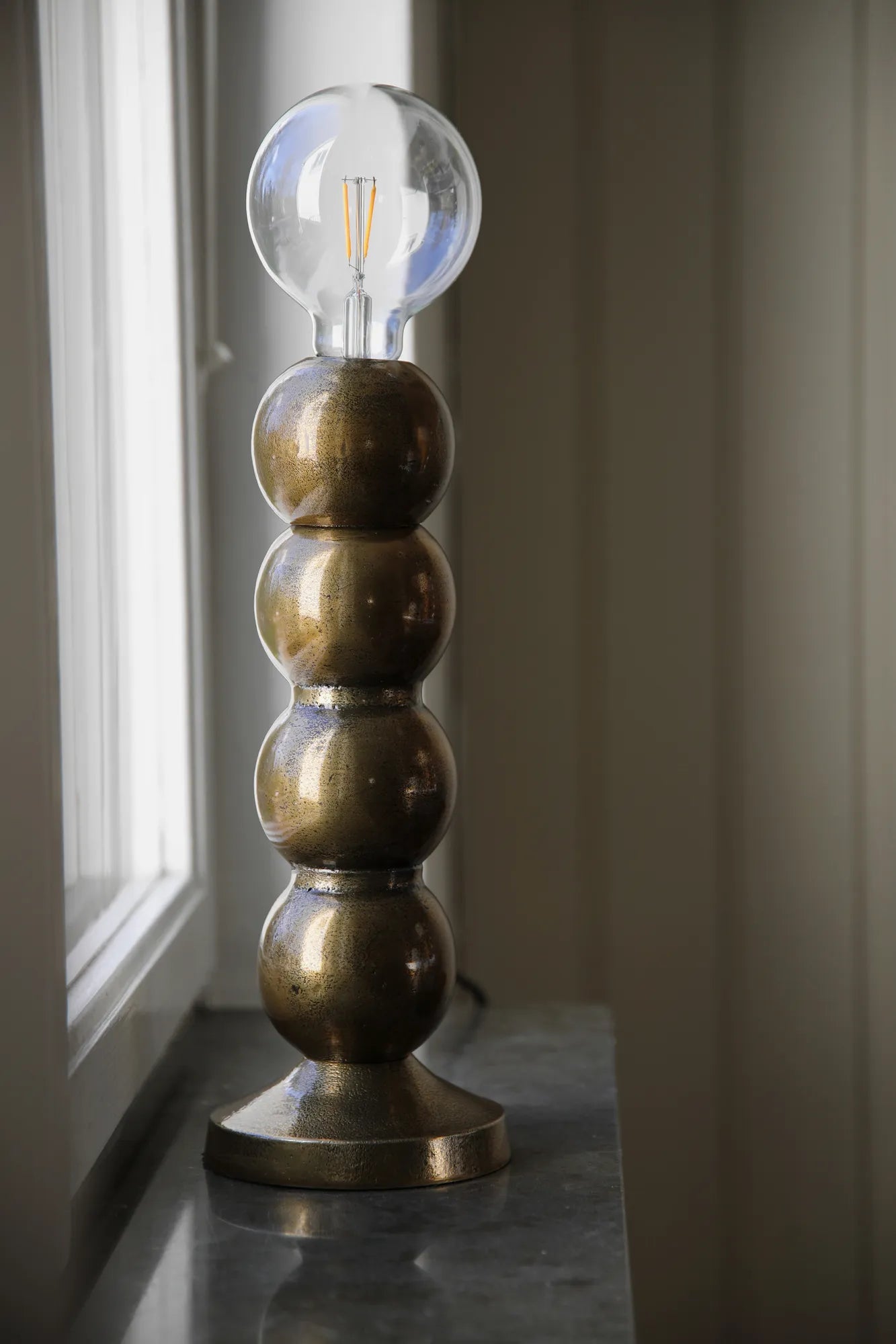 Gong guld bordslampa belysning | Gong gold table lamp | Gong Gold Tischlampe