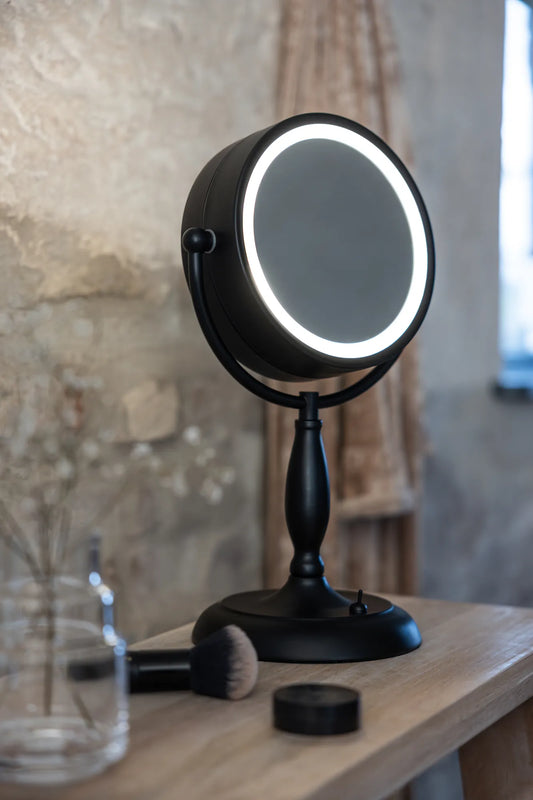 Face svart bordslampa skandinavisk design | Face black table lamp | Face schwarz Tischlampe skandinavisches Design