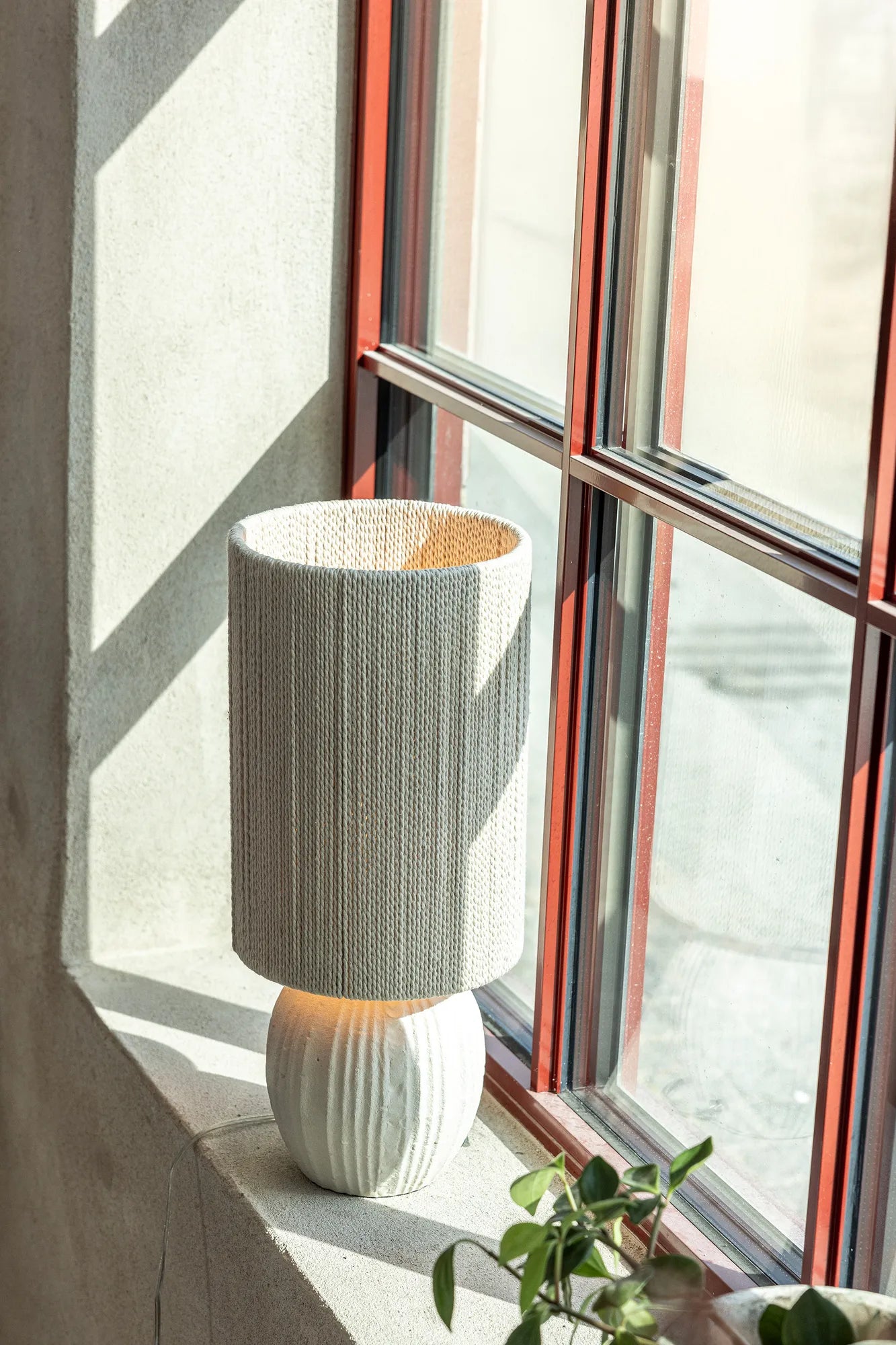 Viela beige bordslampa belysning | Viela beige table lamp | Viela beige Tischlampe