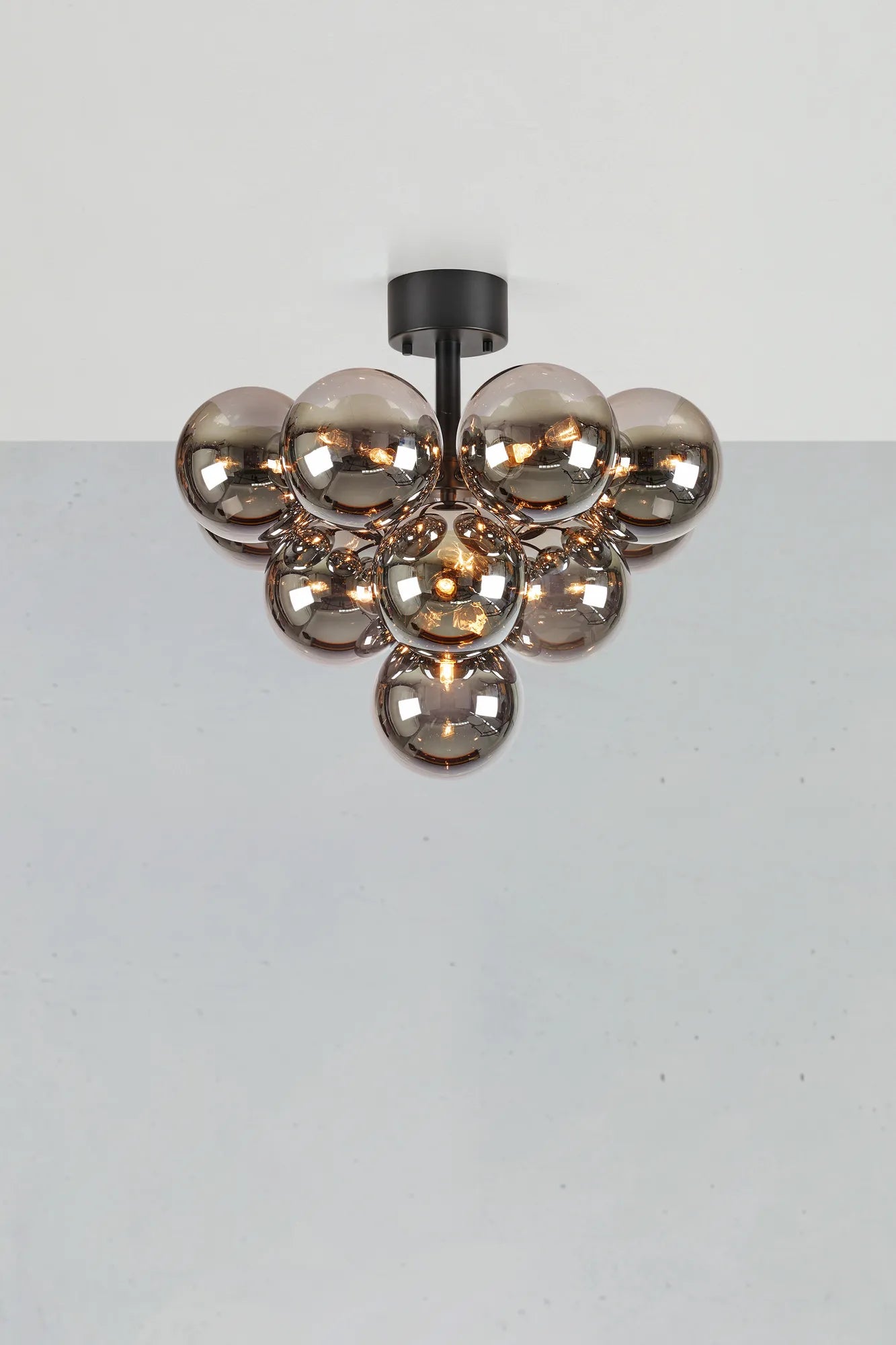 Merlot plafond stilren belysning | Merlot flush mount ceiling light | Merlot Deckenleuchte minimalistische Beleuchtung