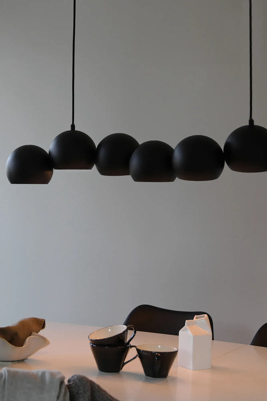 Cupolo svart taklampa svensk design | Cupolo black pendant lamp Swedish | Cupolo schwarz Pendelleuchte schwedisches Design