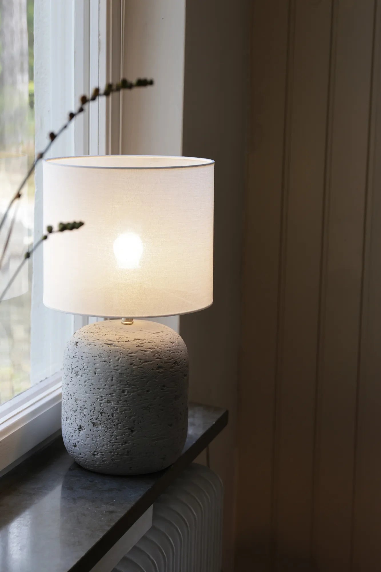 Montagna grå bordslampa 45 cm belysning | Montagna grey table lamp | Montagna grau Tischlampe