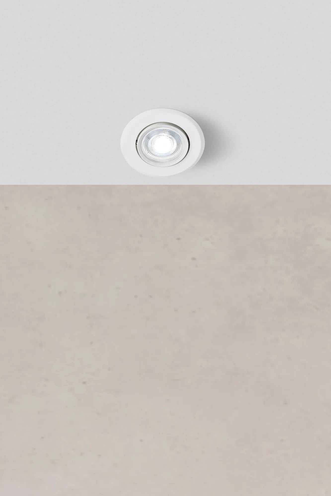 Pluto vit downlight stilren belysning | Pluto white downlight minimalist | Pluto weiß Downlight minimalistische Beleuchtung