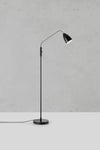Patro svart golvlampa stilren belysning | Patro black floor lamp | Patro schwarz Stehlampe minimalistische Beleuchtung