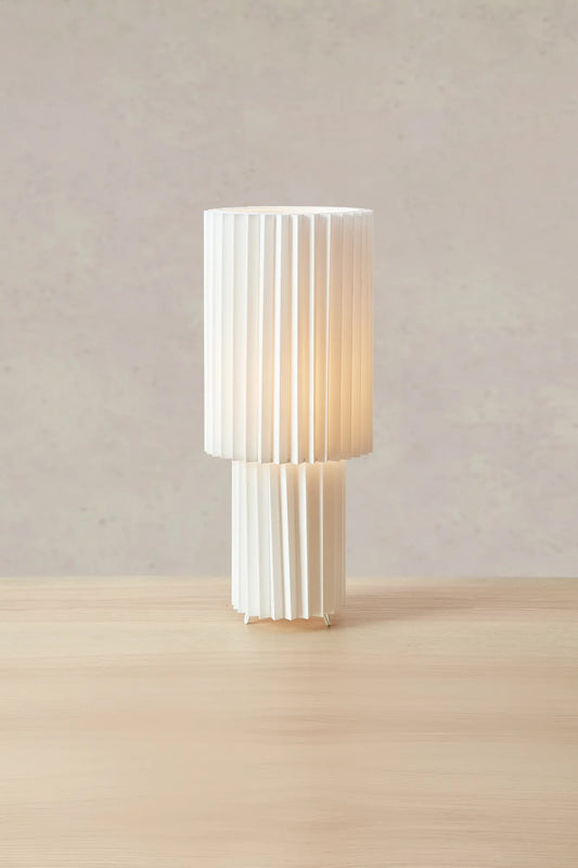 Catis vit bordslampa 45 cm stilren belysning skandinavisk design | Catis white table lamp Scandinavian design | Catis weiß