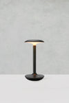 Petit svart lampa stilren belysning skandinavisk design | Petit black lamp minimalist lighting Scandinavian design | Petit