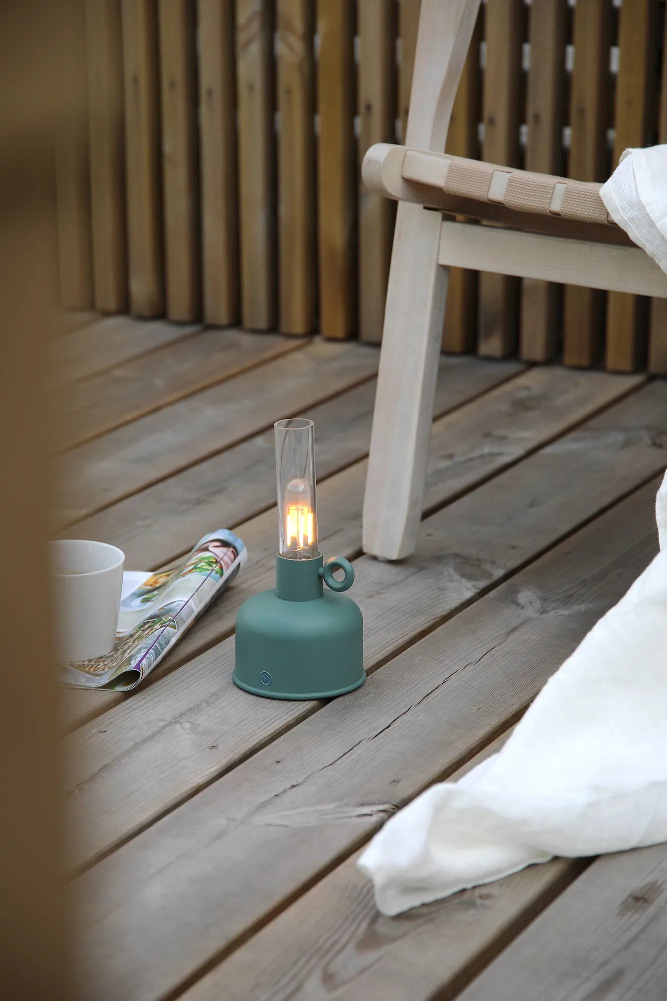 Astrid grön lampa skandinavisk design | Astrid green lamp Scandinavian design | Astrid grün Lampe skandinavisches Design