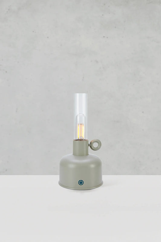 Astrid lampa stilren belysning skandinavisk design | Astrid | Astrid Lampe minimalistische Beleuchtung skandinavisches Design