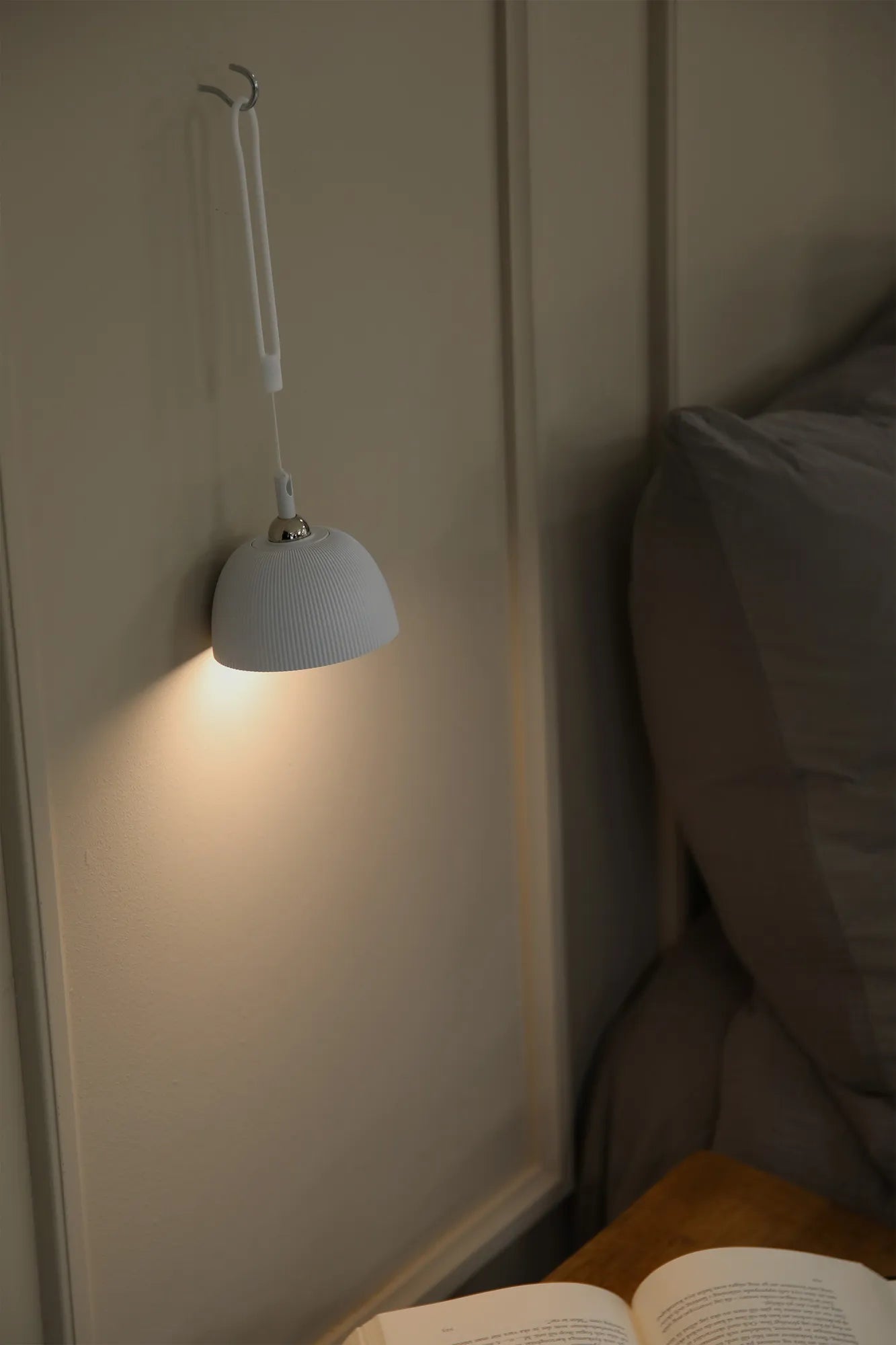 Diverse vit bordslampa stilren belysning | Diverse white table lamp | Diverse weiß Tischlampe minimalistische Beleuchtung