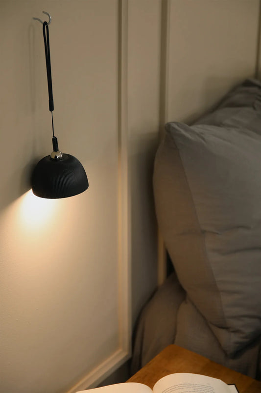 Diverse svart bordslampa stilren belysning | Diverse black table | Diverse schwarz Tischlampe minimalistische Beleuchtung