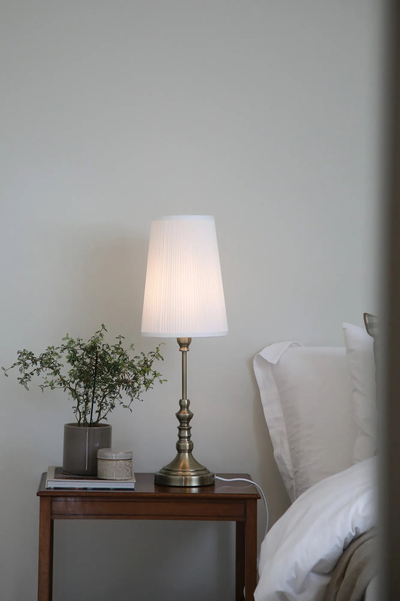 Noble mässing bordslampa 66 cm stilren belysning | Noble brass table | Noble Messing Tischlampe minimalistische Beleuchtung