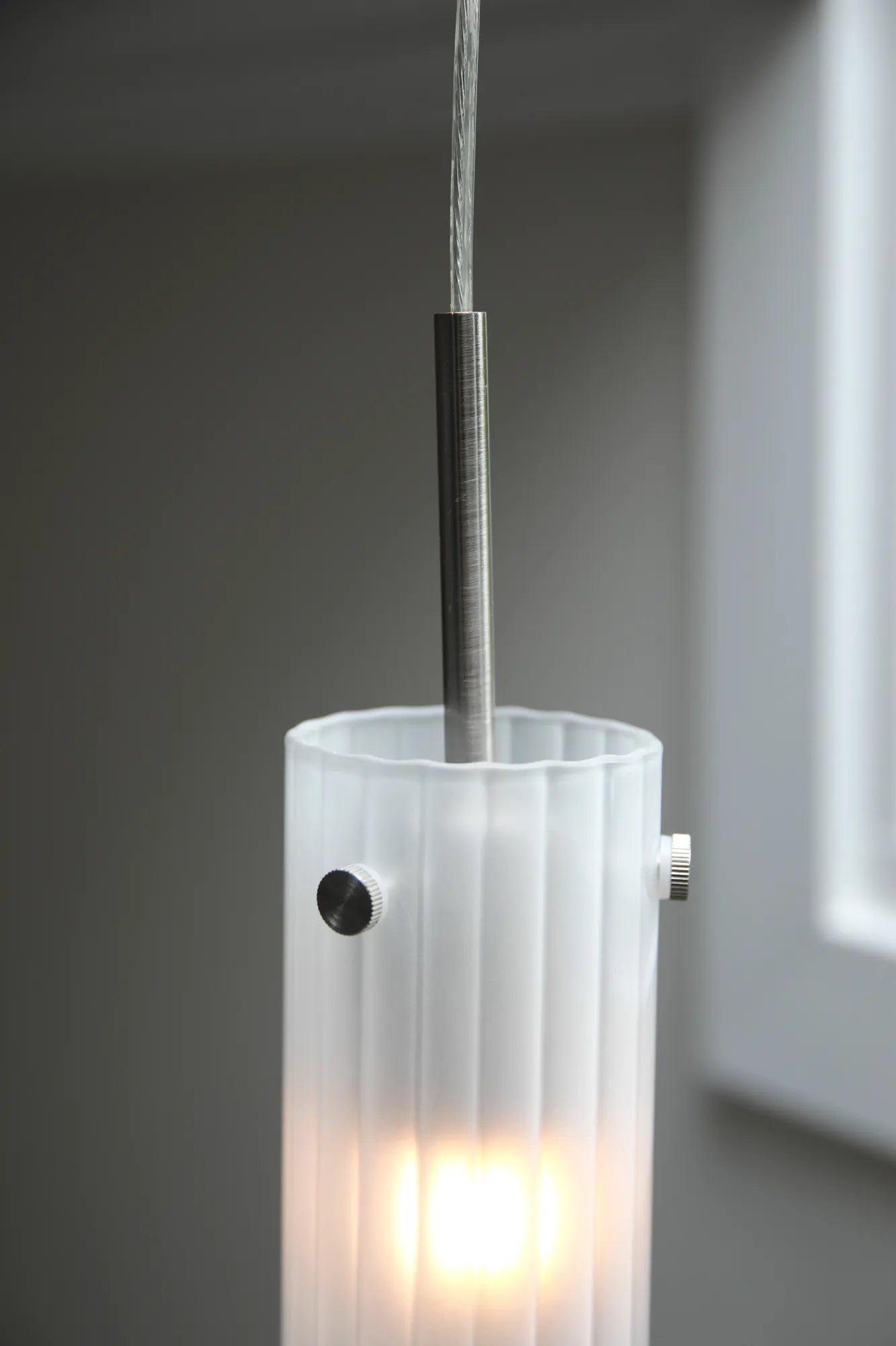 Tibia stål fönsterlampa skandinavisk design stilren belysning | Tibia steel window light minimalist lighting | Tibia Stahl