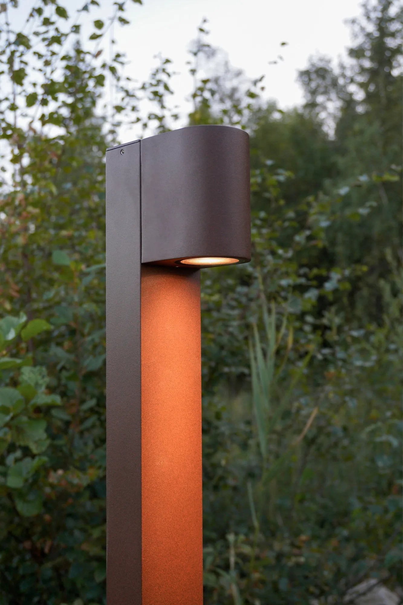 Alor Bollard Corten
