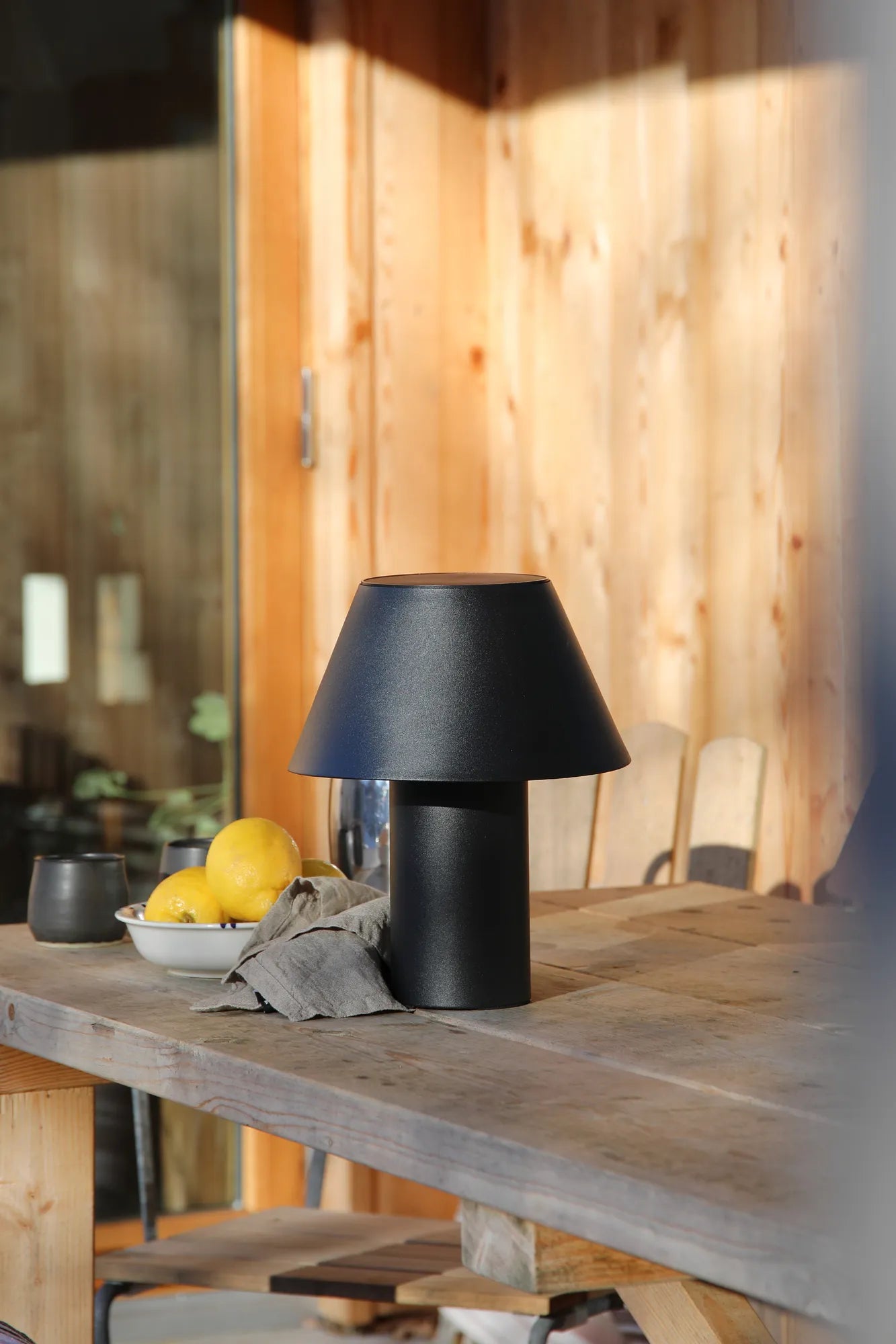 Vivo Bordslampa Solcell Svart