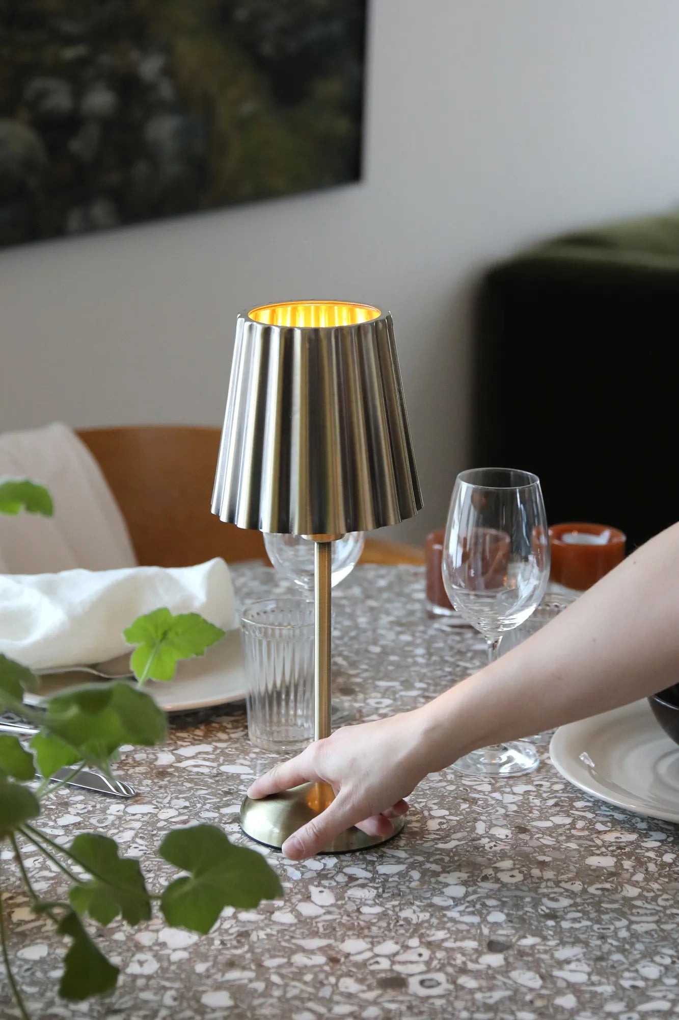 Celia Wiederaufladbare Tischleuchte Messing