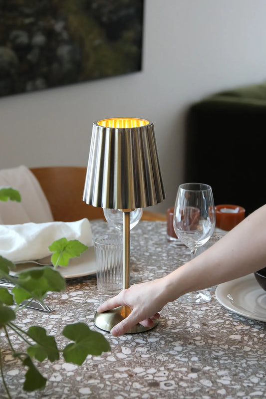 Celia Uppladdningsbar Bordslampa Mässing