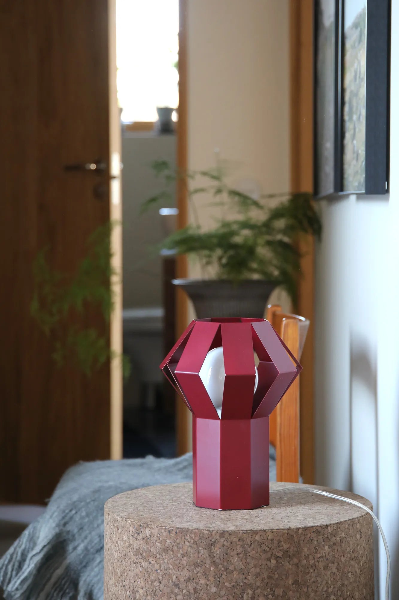 Octa Bordslampa Röd