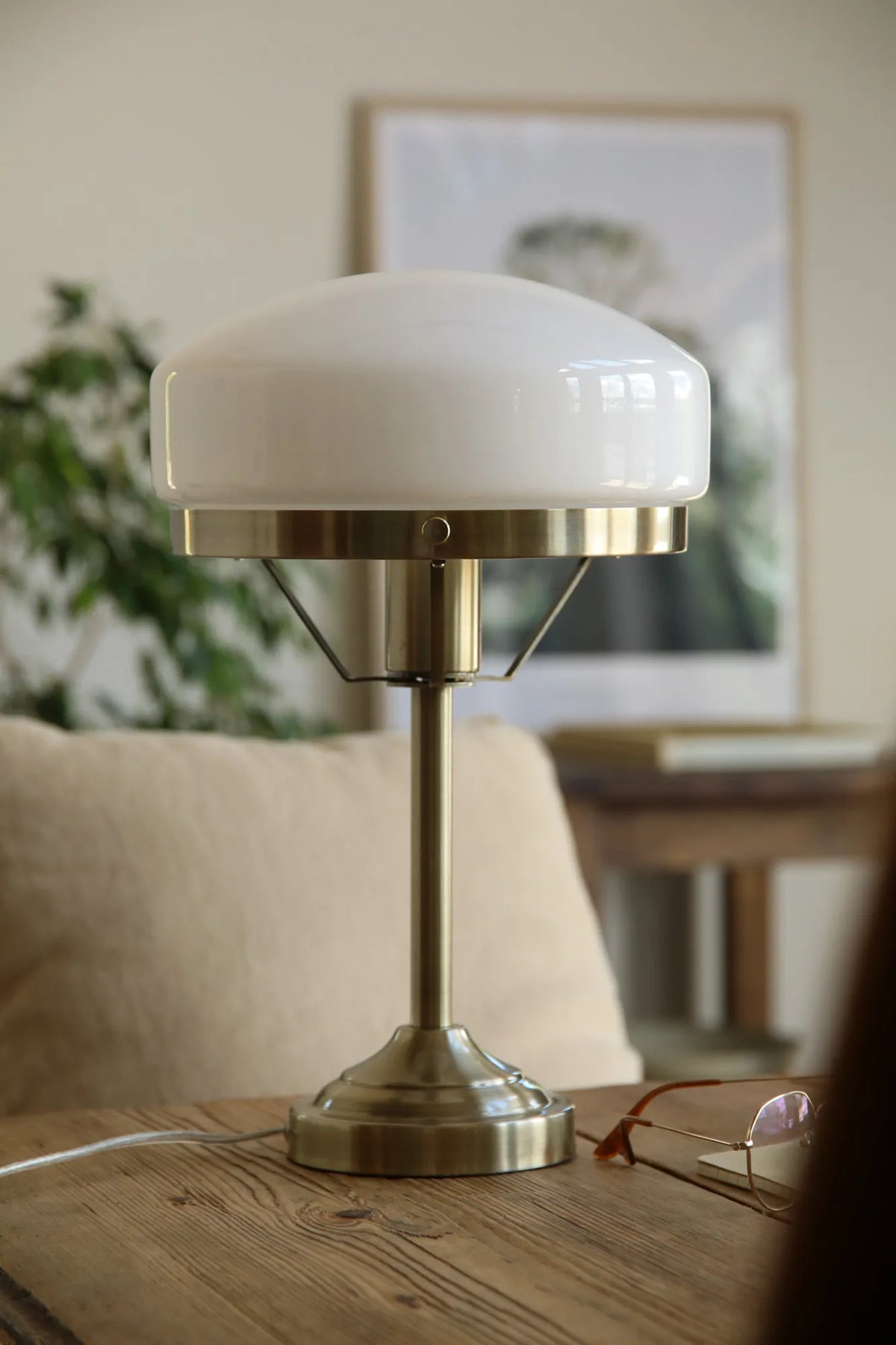 Aurelia Tischlampe Weiß
