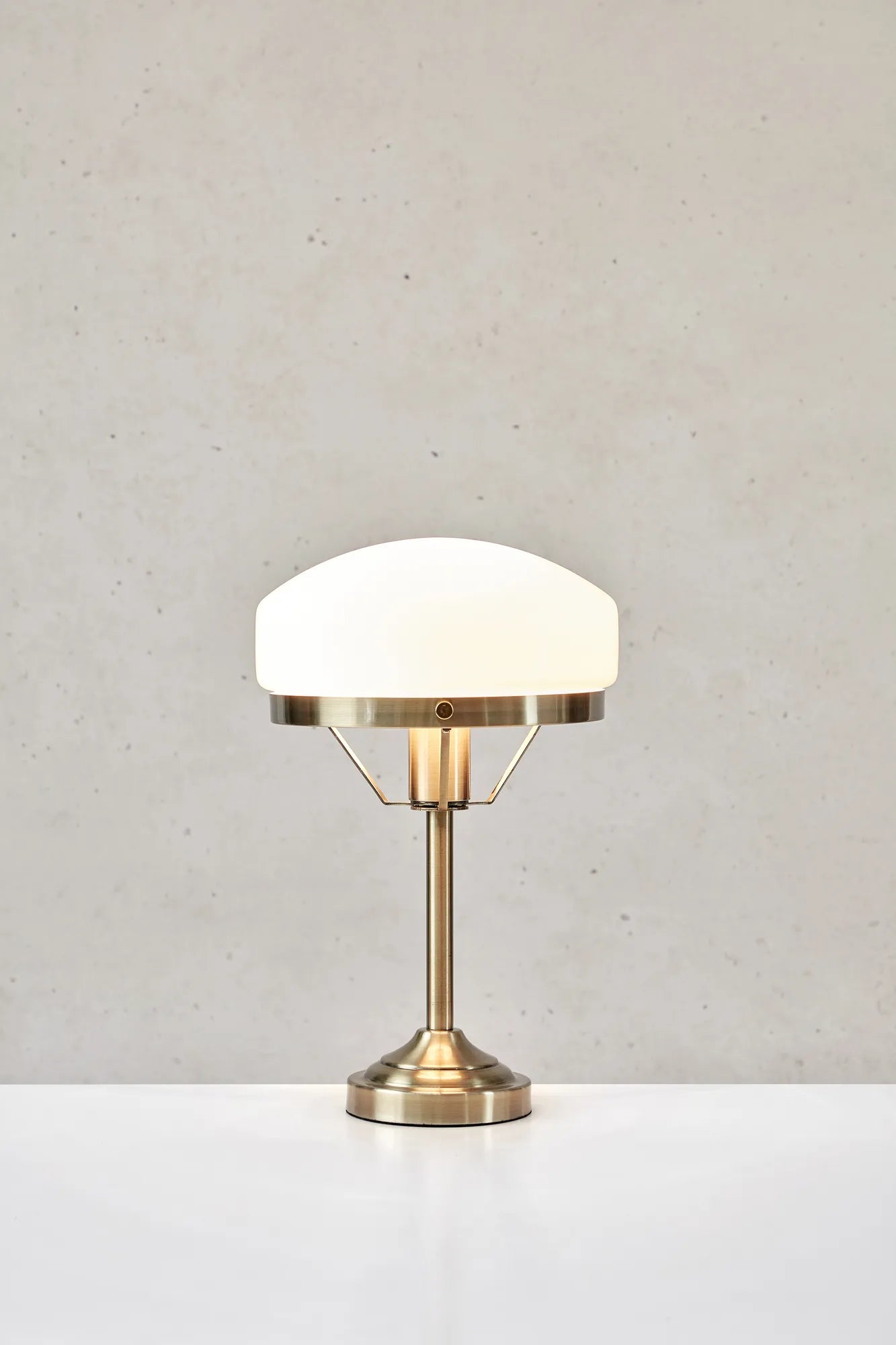 Aurelia Bordslampa Vit