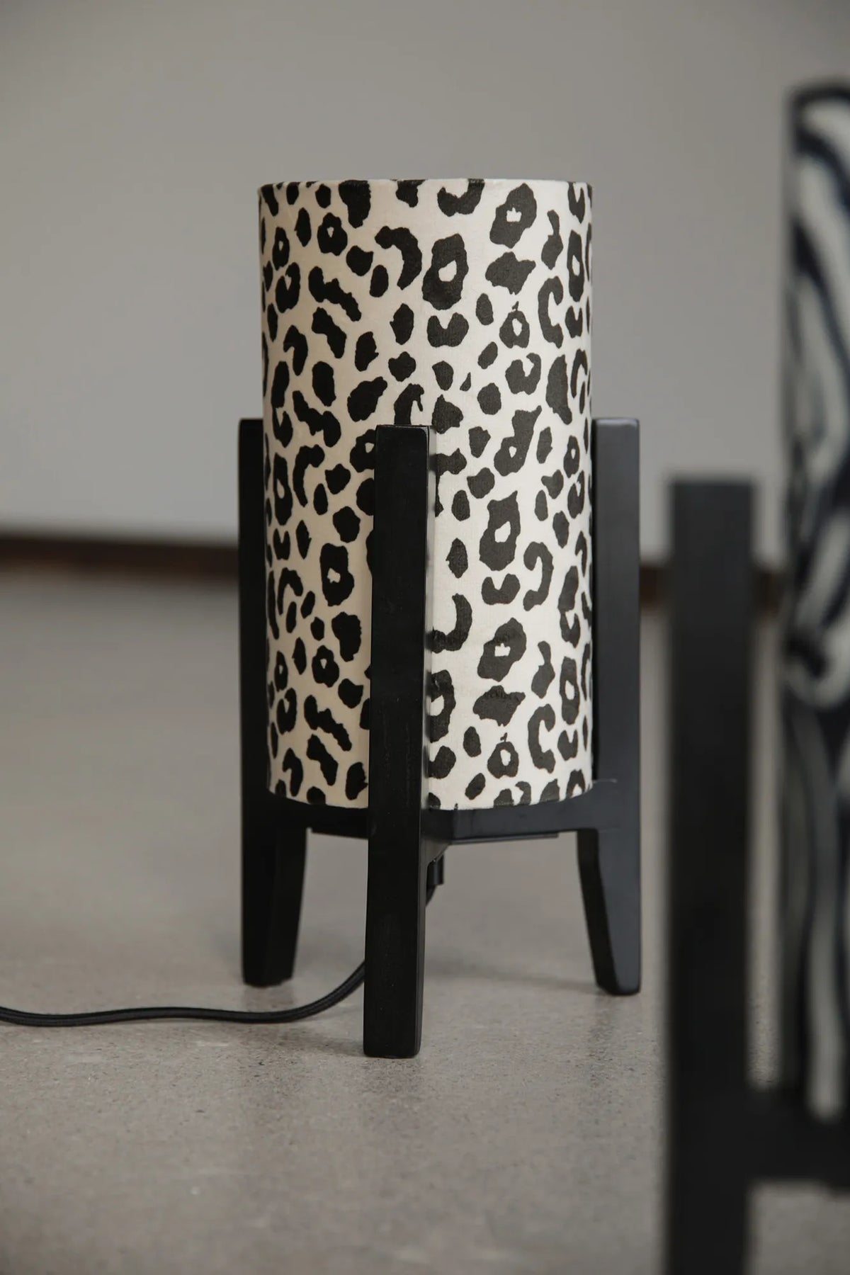 Eruca Tischlampe Leopard