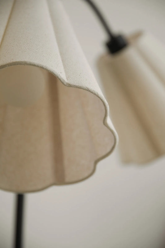 Veya Stehlampe Schwarz
