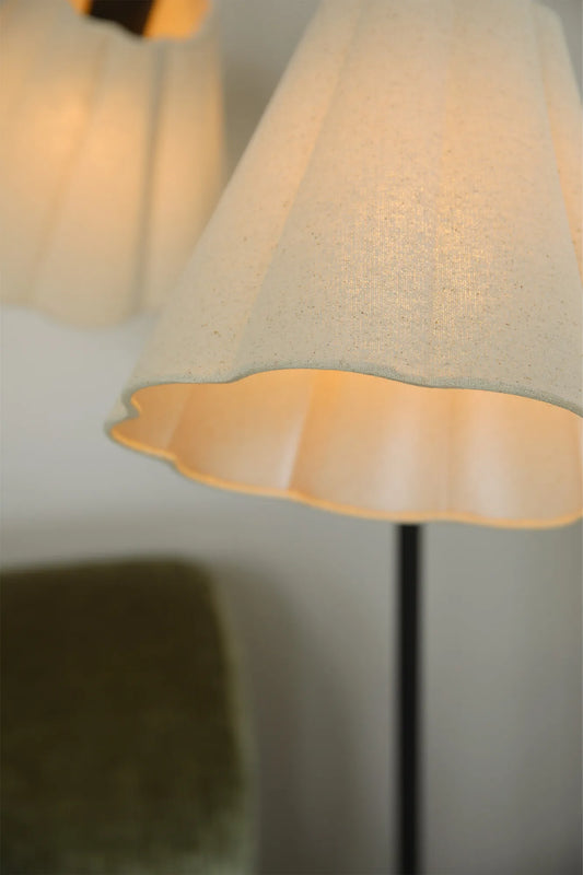 Veya Stehlampe Schwarz
