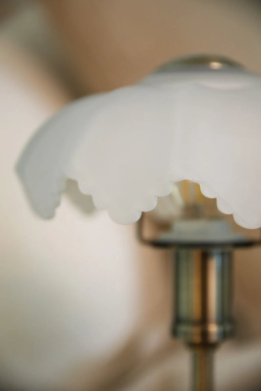 Kurage Wiederaufladbare Tischlampe Weiß