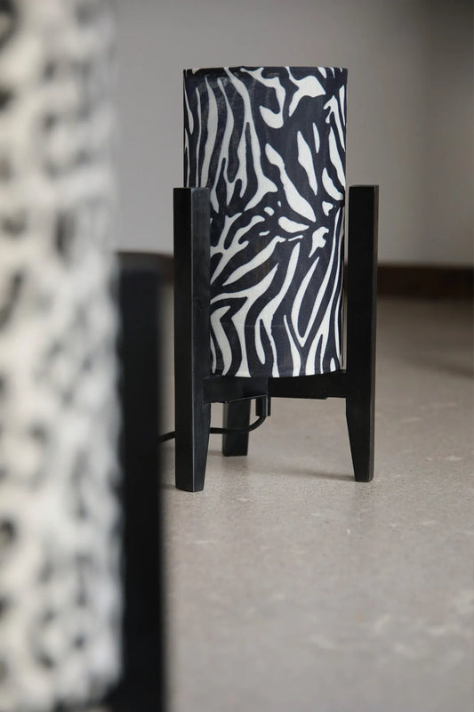Eruca Tischlampe Zebra
