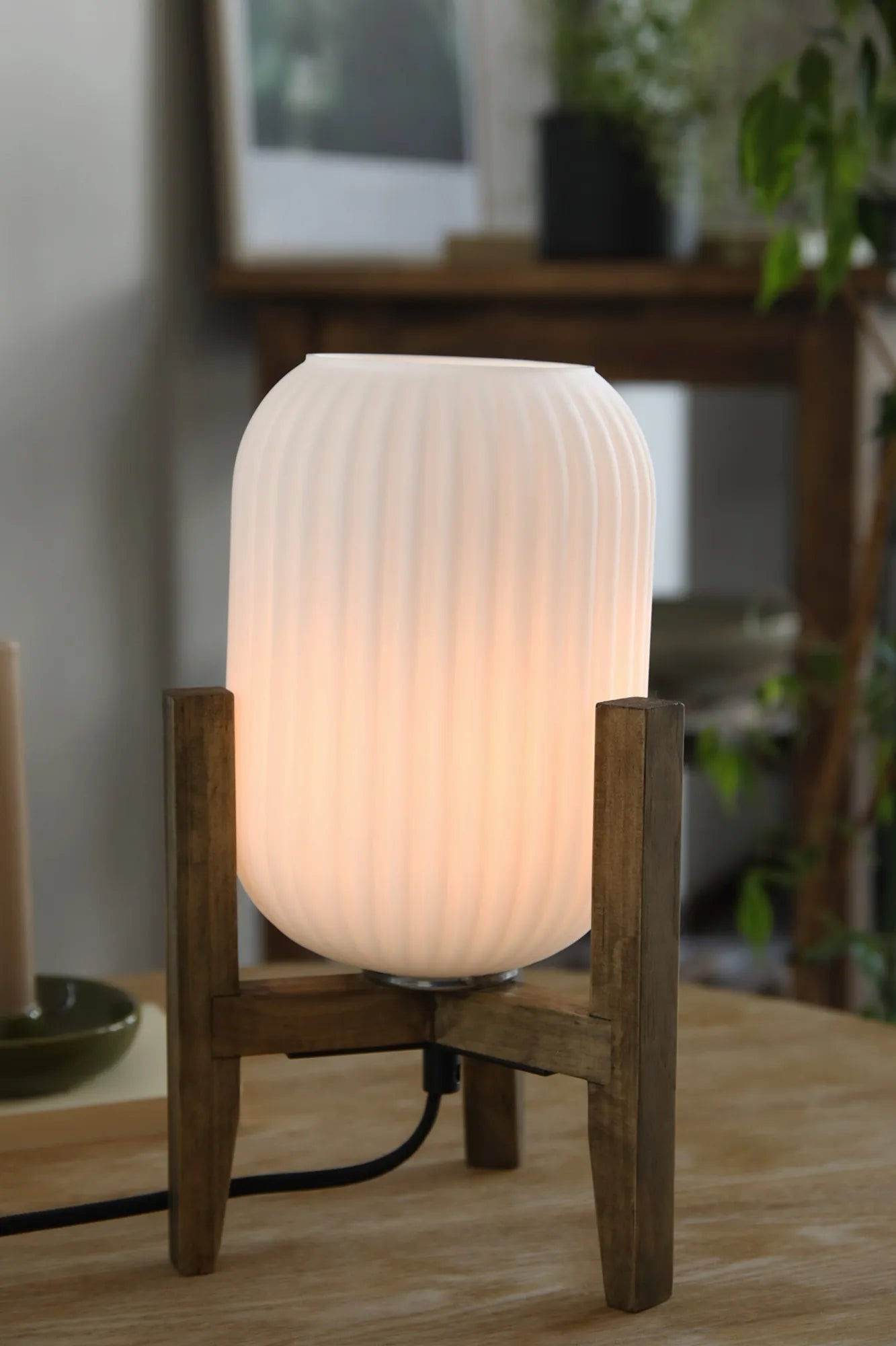Aura Tischlampe Weiß
