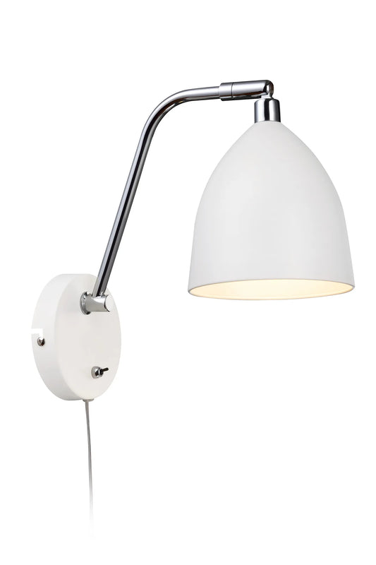 Fredrikshamn Vägglampa Vit/Krom 