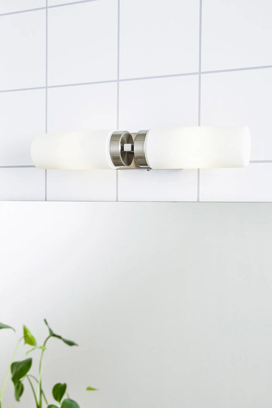 Stella stål vägglampa svensk design | Stella steel wall lamp Swedish design | Stella Stahl Wandleuchte schwedisches Design