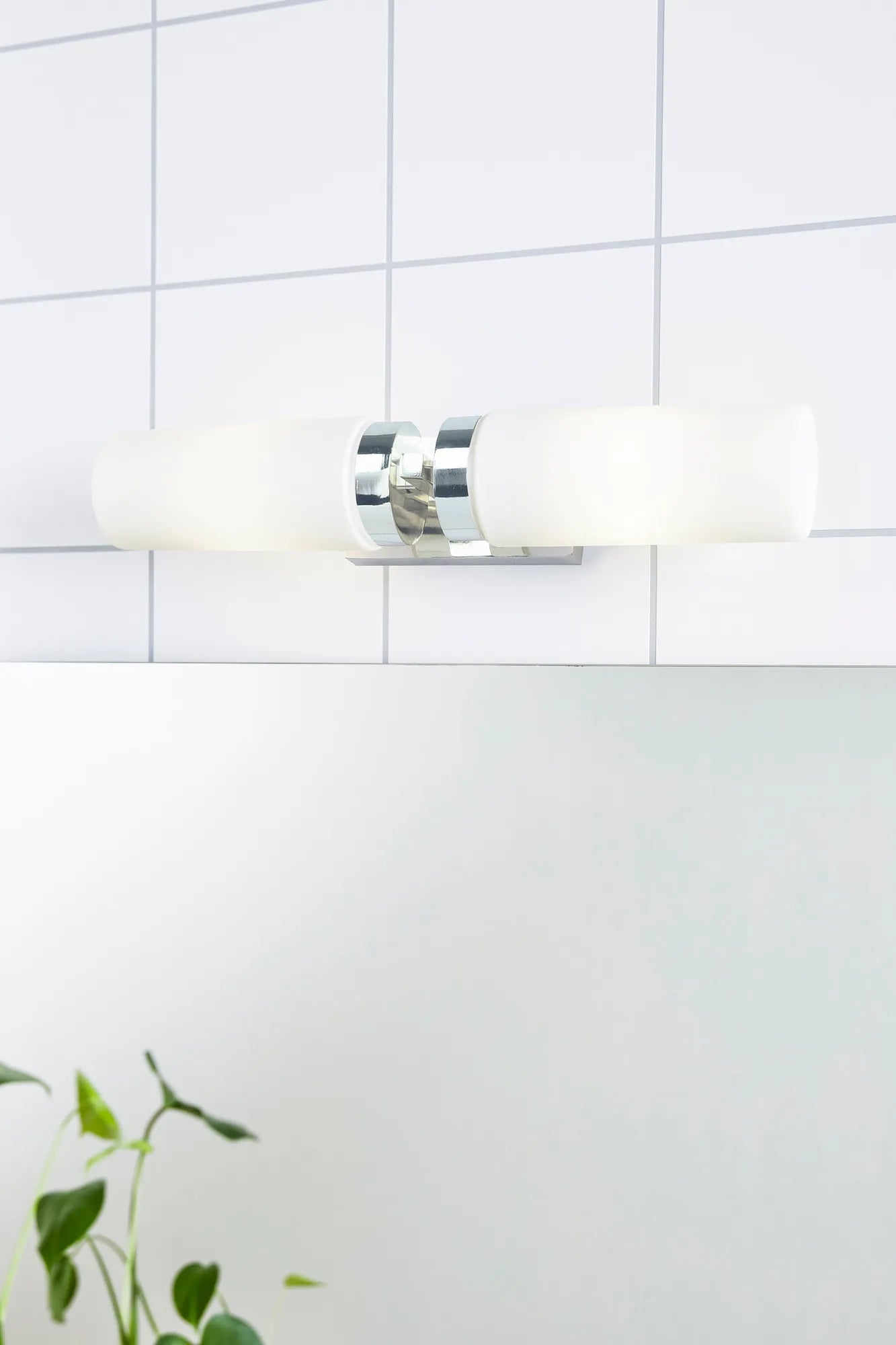 Stella krom vägglampa svensk design skandinavisk design | Stella chrome wall lamp Swedish design Scandinavian design | Stella