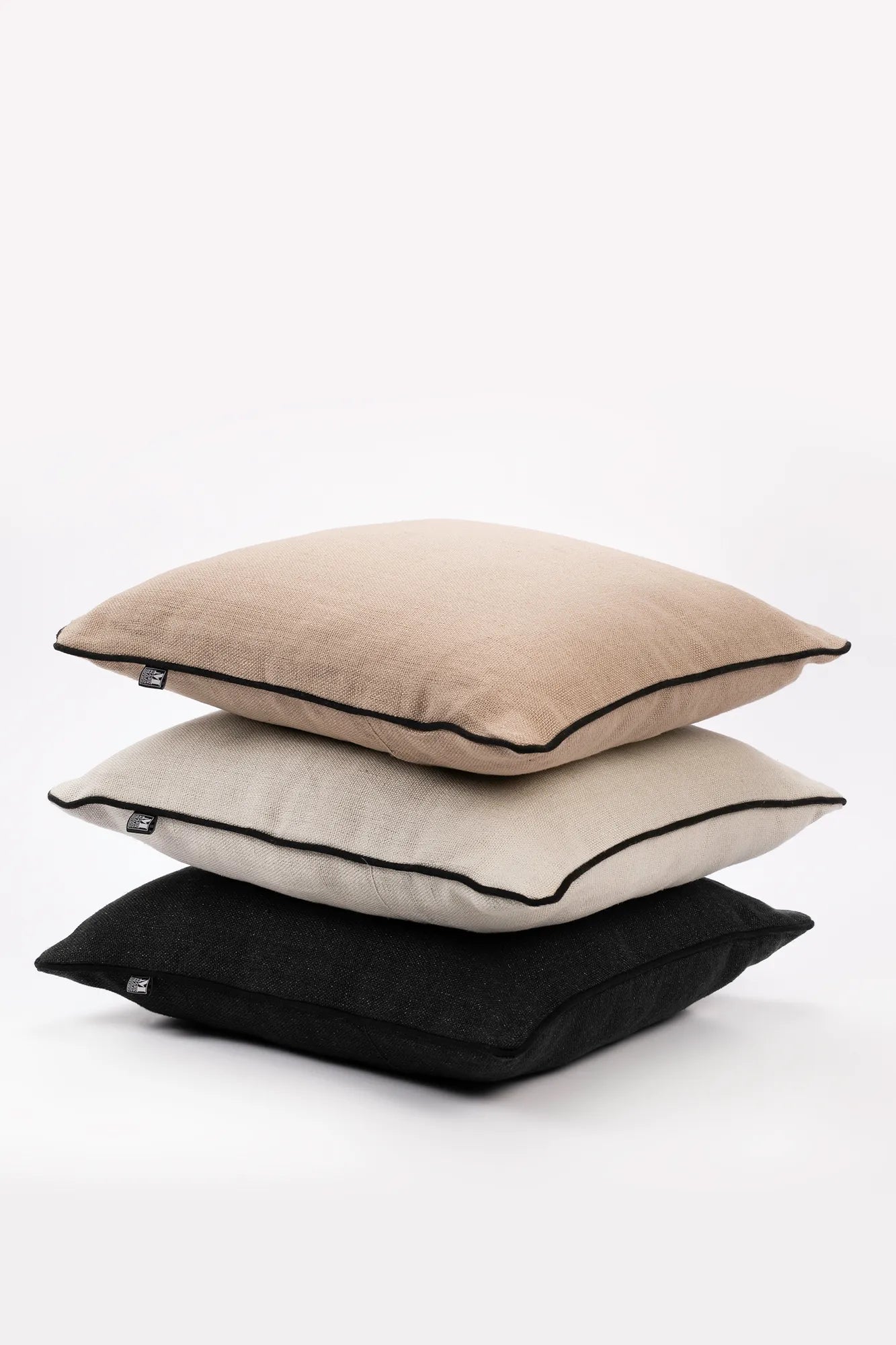 Gylla grå kudde 50 cm skandinavisk design | Gylla grey cushion Scandinavian design | Gylla grau Kissen skandinavisches Design