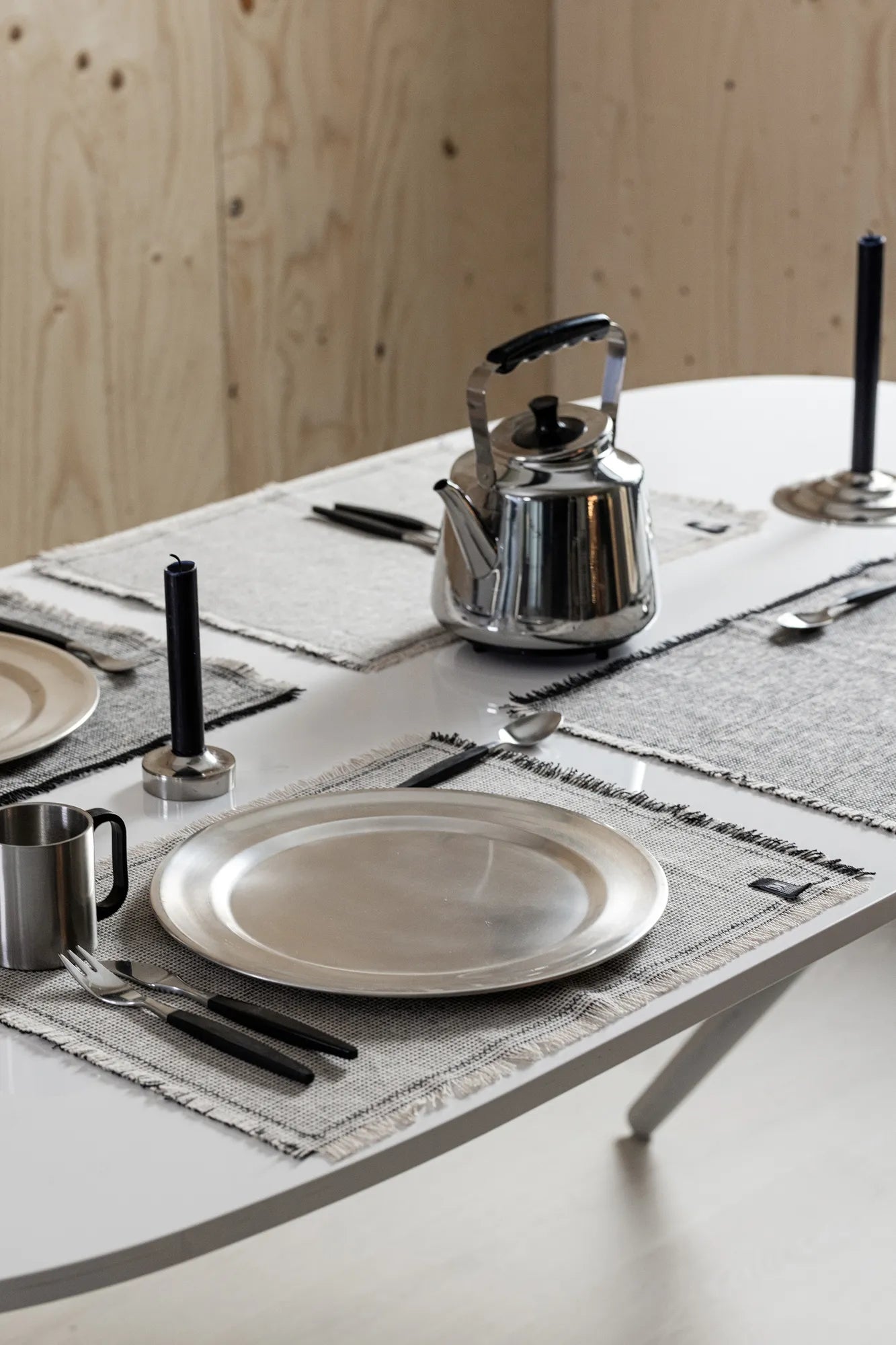 Forma stål ljusstake skandinavisk design stilren belysning | Forma steel candle holder minimalist lighting | Forma Stahl