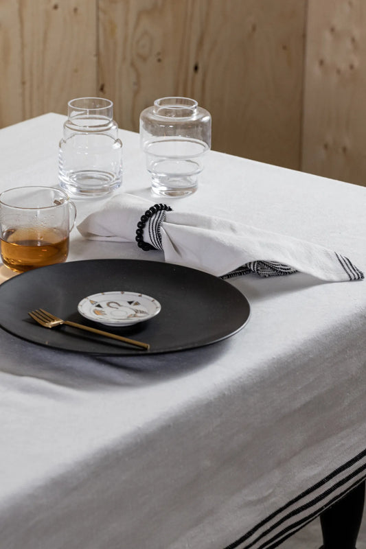 Stenhild vit bordslampa 300 cm skandinavisk design | Stenhild white table | Stenhild weiß Tischlampe skandinavisches Design