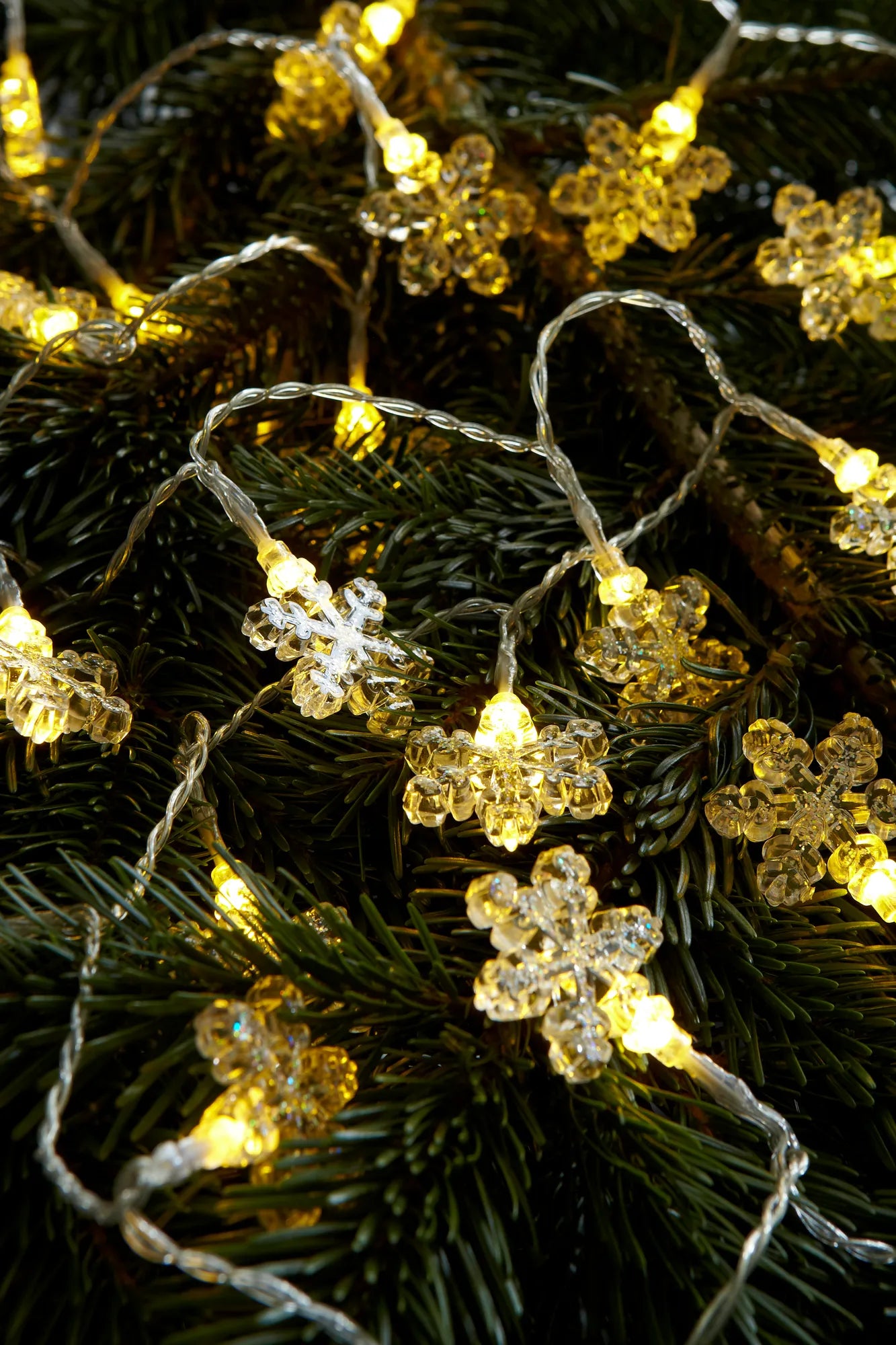 Bjällra ljusslinga stilren belysning | Bjällra indoor string lights | Bjällra Lichterkette minimalistische Beleuchtung