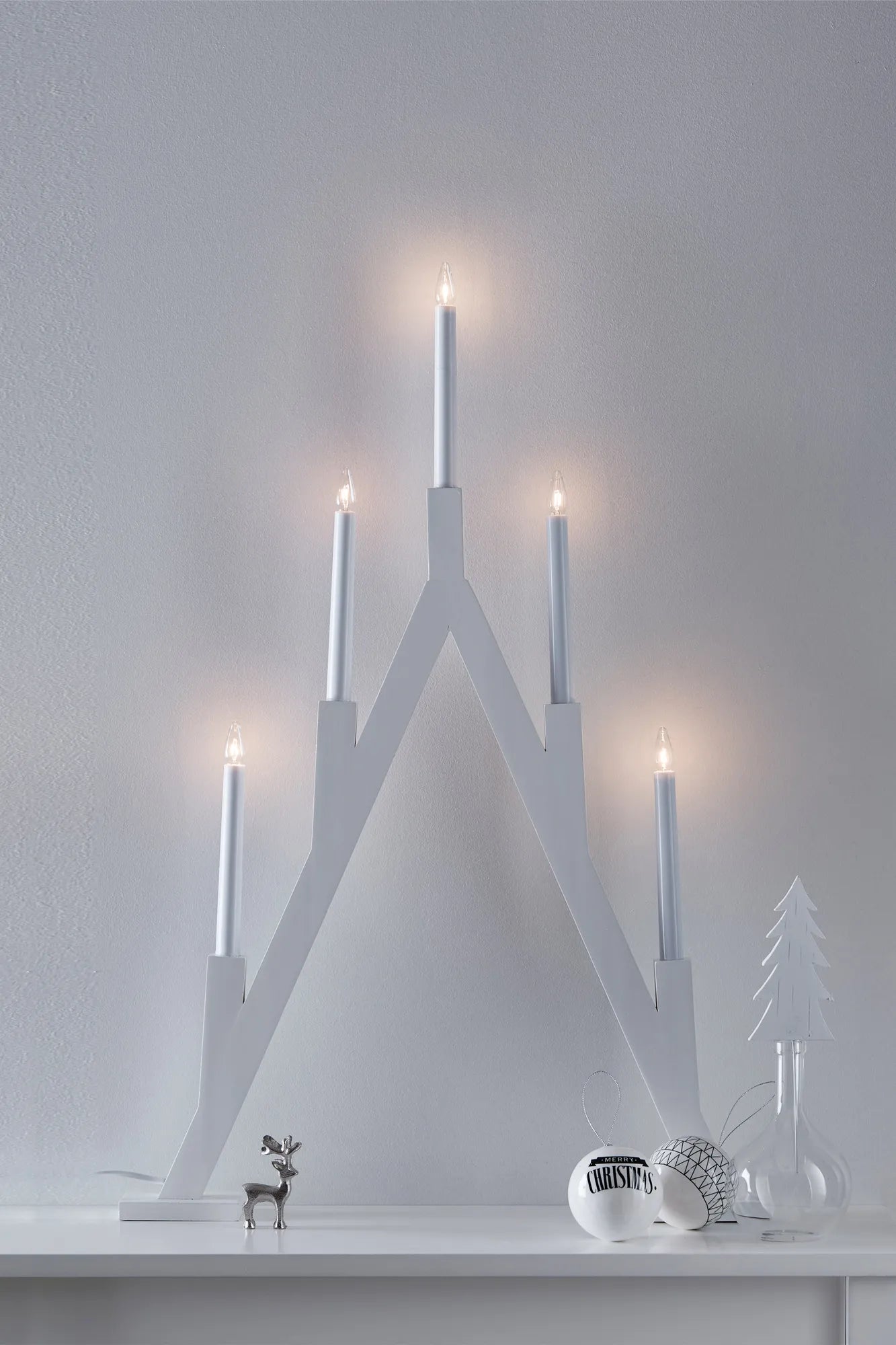 Bjurfors vit adventsljusstake 77 cm julbelysning | Bjurfors white advent candle holder | Bjurfors weiß Adventsleuchter