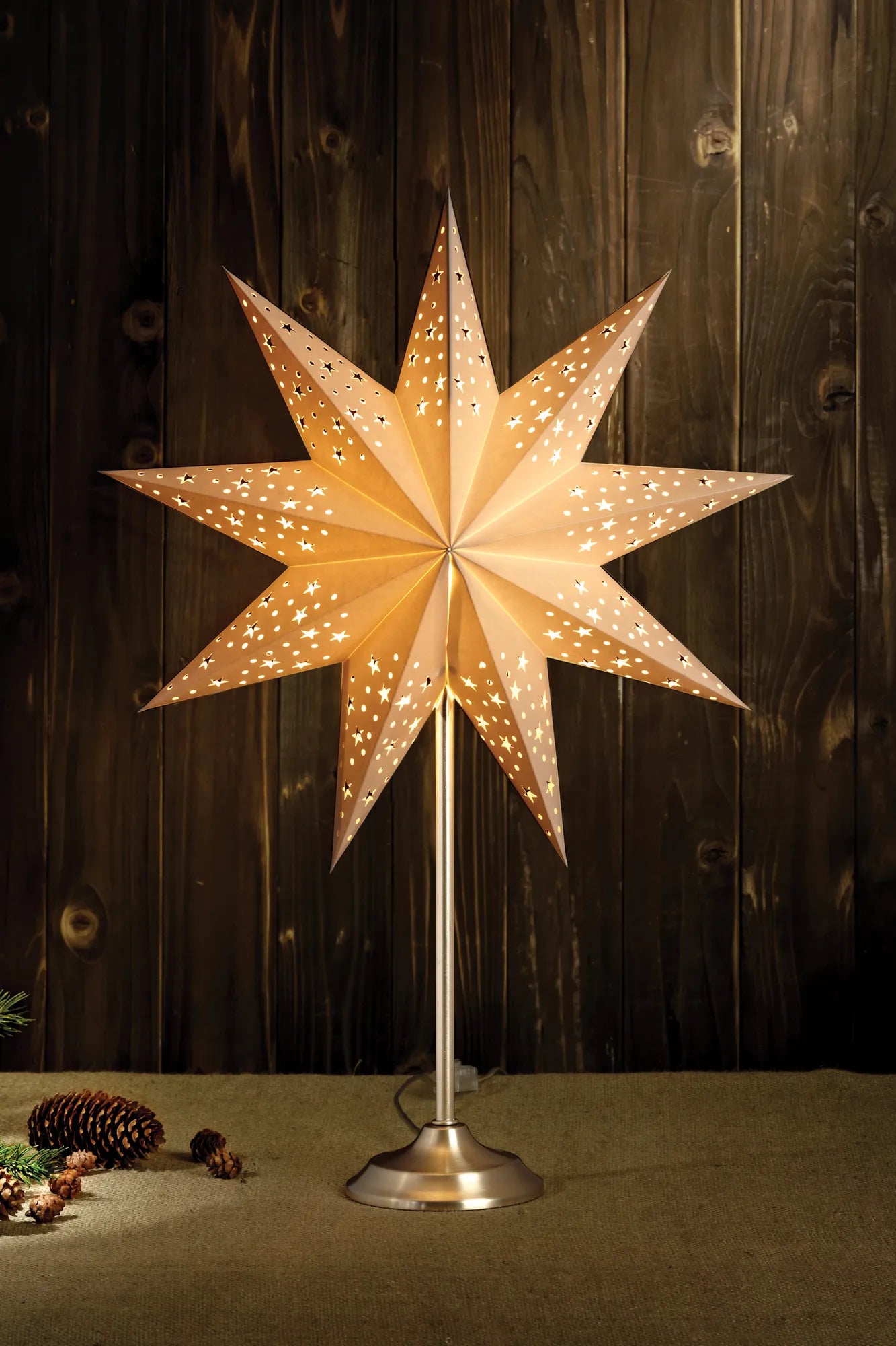 Solvalla vit julstjärna julbelysning stilren belysning | Solvalla white Christmas star light minimalist lighting | Solvalla